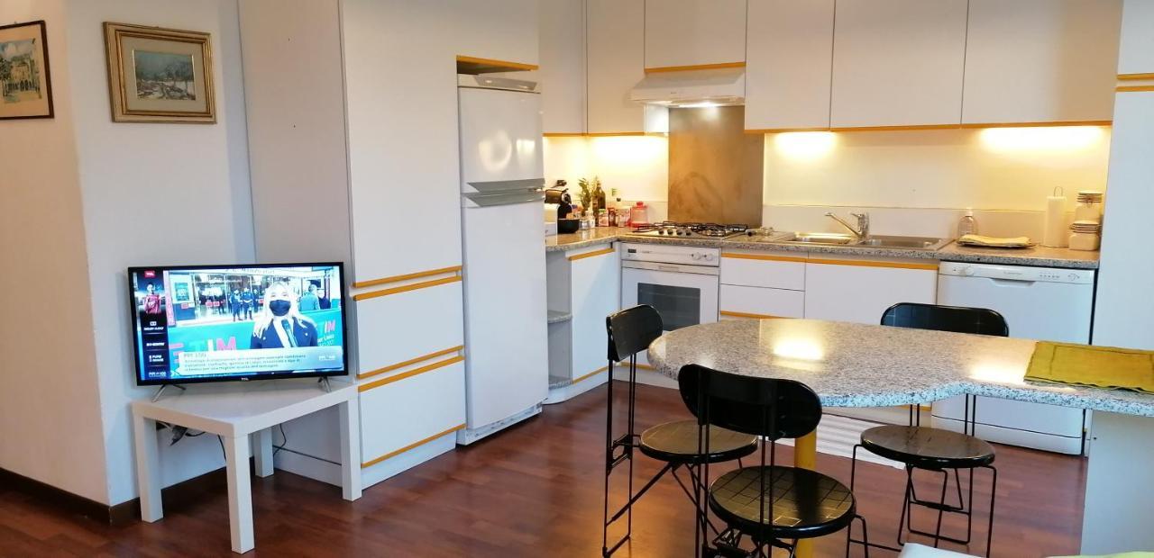 Casa Avezza Lägenhet Omegna Exteriör bild