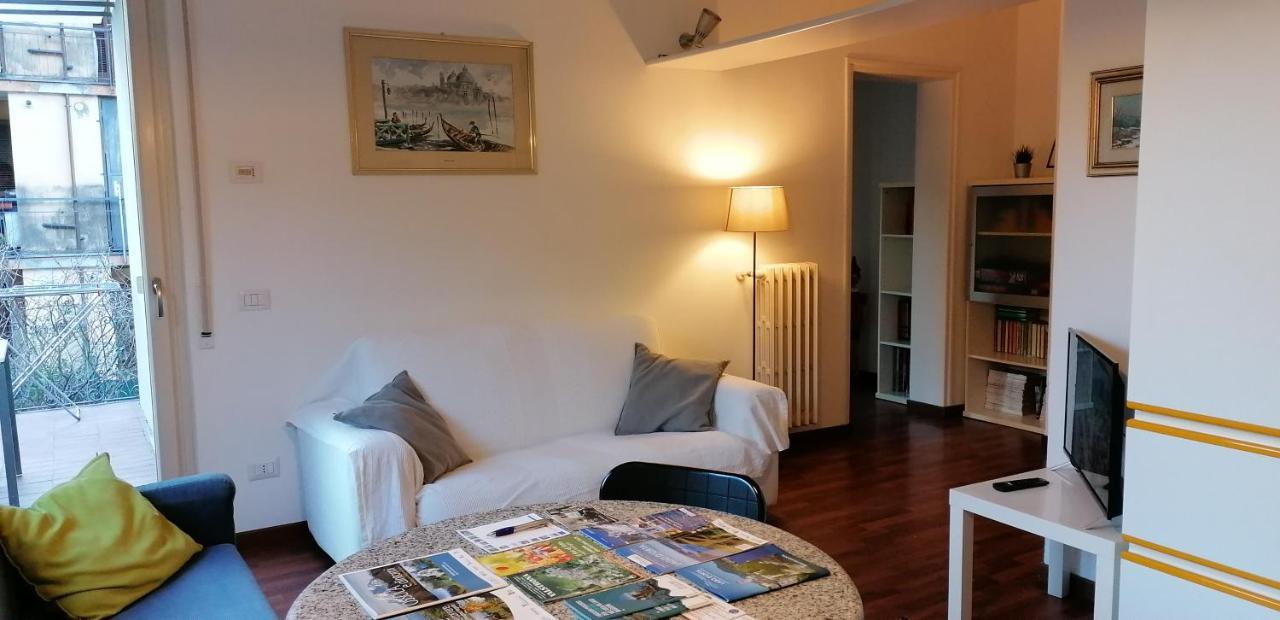 Casa Avezza Lägenhet Omegna Exteriör bild